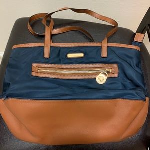 Michael Kors blue nylon shoulder bag!! 💙